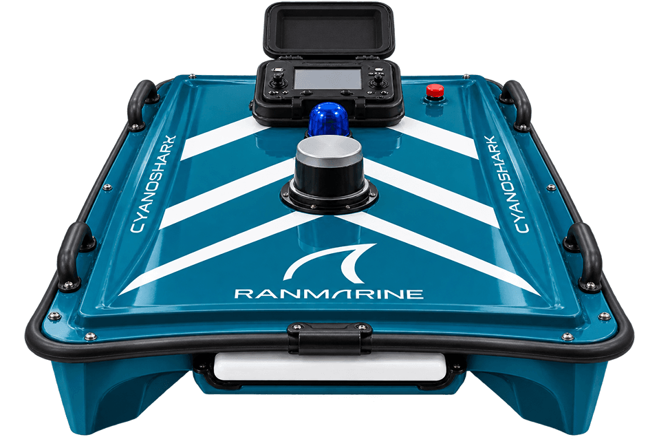 CyanoShark visto de frente